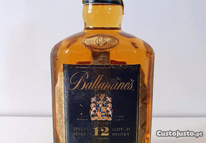 Ballantines Scotch Whisky 12 anos