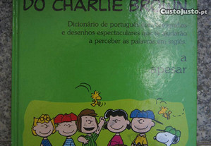 livro didático Dicionário do Charlie Brown Ingles