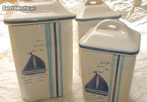 Conj.3 caixas cerâmica-barco 15x9-18x10-20x11cm