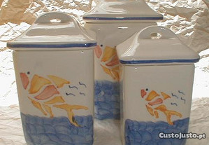 Conj.3 caixas cerâmica-peixe 15x9-18x10-20x11cm