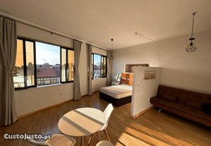 T0 studio flat for rent in rua de Faria Guimares
