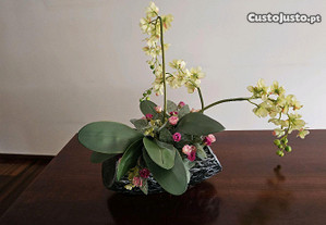 Arranjo floral orquídeas artificial