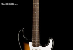 Fender Stratocaster com cordas novas