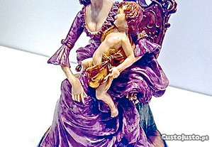 Estatueta "Mãe Rica" pintada à mão marfinite 30 cm