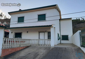 Casa T5 em Castelo Branco de 276,00 m²
