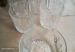 Conjunto de copos em vidro
