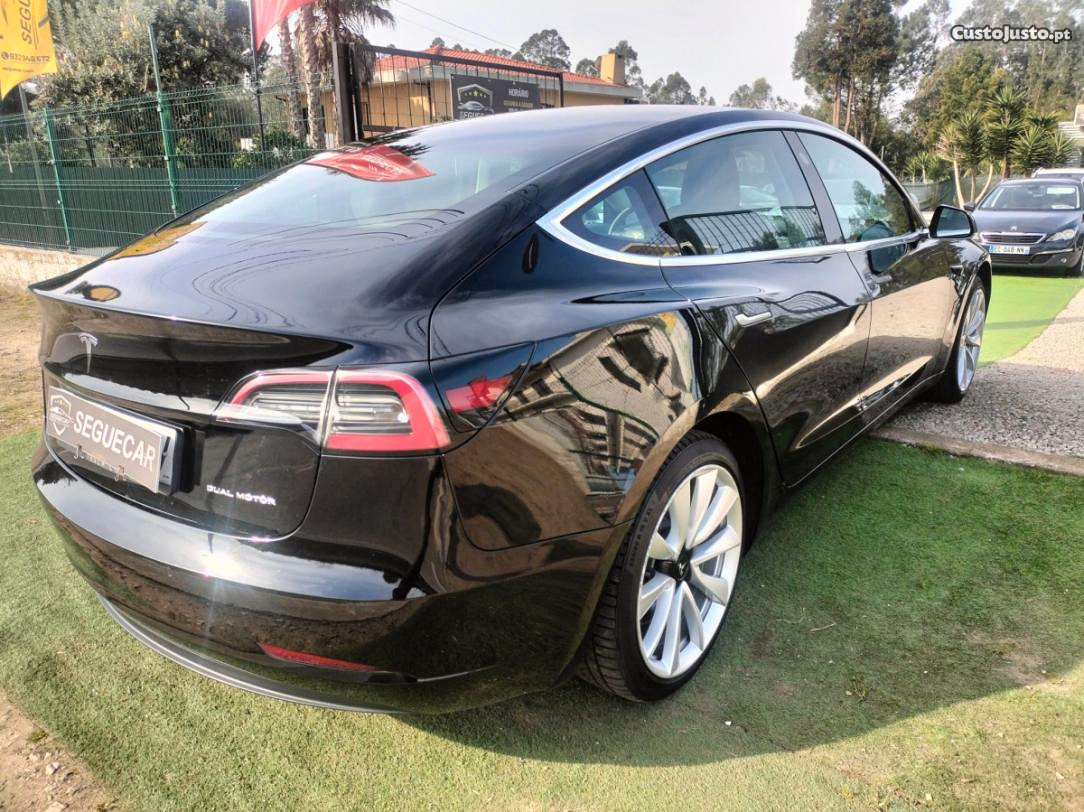 Tesla Model 3 Long