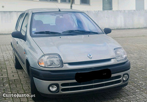 Renault Clio 1.2 motor novo garantia de 18 meses - 01