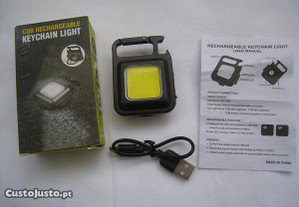 Potente Mini lanterna Led recarregável por USB