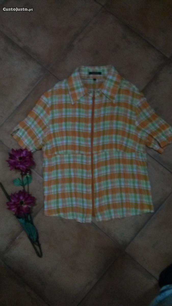 Camisa laranja L, com fecho