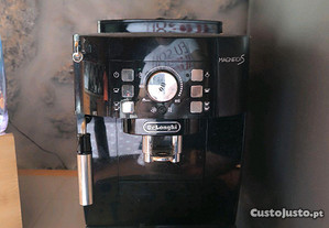 Maquina cafe delonghi
