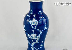 Jarra Porcelana da China, Azul-Cobalto, Decoração Flor de Amendoeira nº 2