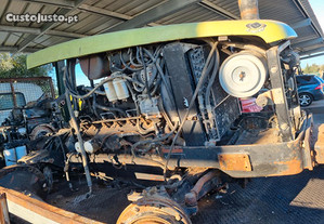 Trator-Hurliman XT105 para peças