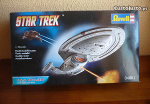 Star Trek-USS Voyager-kit mod. Revell ( novo )