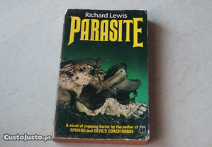 Parasite de Richard Lewis