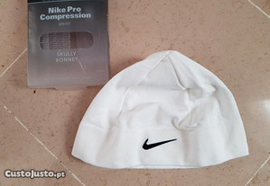 Gorro Nike novo em caixa original, artigo original