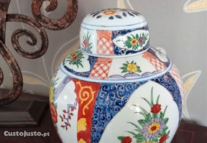 Luxuoso pote de porcelana chinesa - Original - Pinturas florais - Marcado Macau
