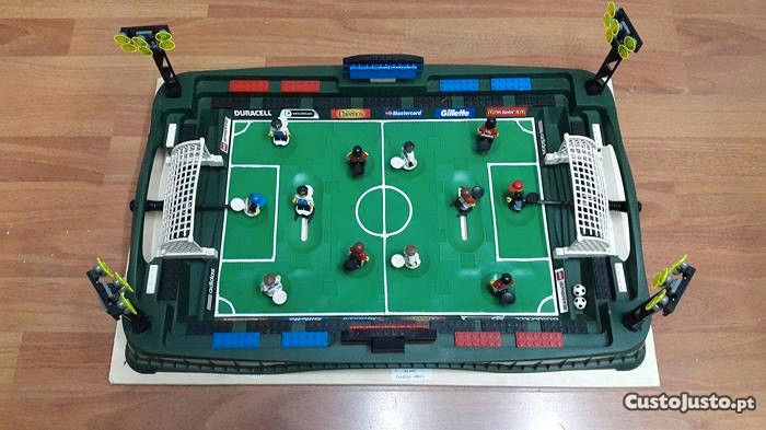 Lego Set 3569 - Lego Grand Soccer Stadium - 2006 | Antiguidades e Colecções, à | Santarém | 35917770