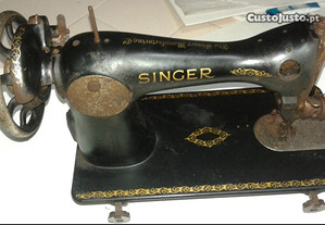 Máquina costura antiga Singer