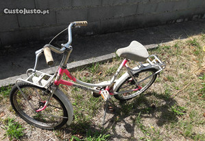 Bicicleta Antiga de Criança