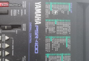 Teclado com mesa Yamaha psr400