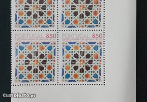 Selos em quadra 5 séculos do azulejo em Portugal.