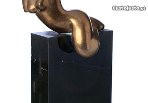Escultura Bronze Figura Feminina