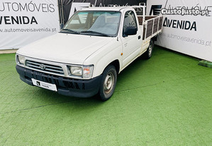 Toyota Hilux 2.5 D 4X2 3 Lugares