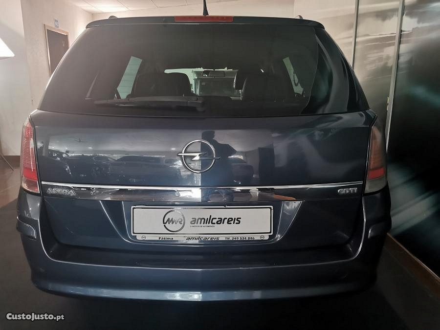 Opel Astra 1.3 CDTi Elegance