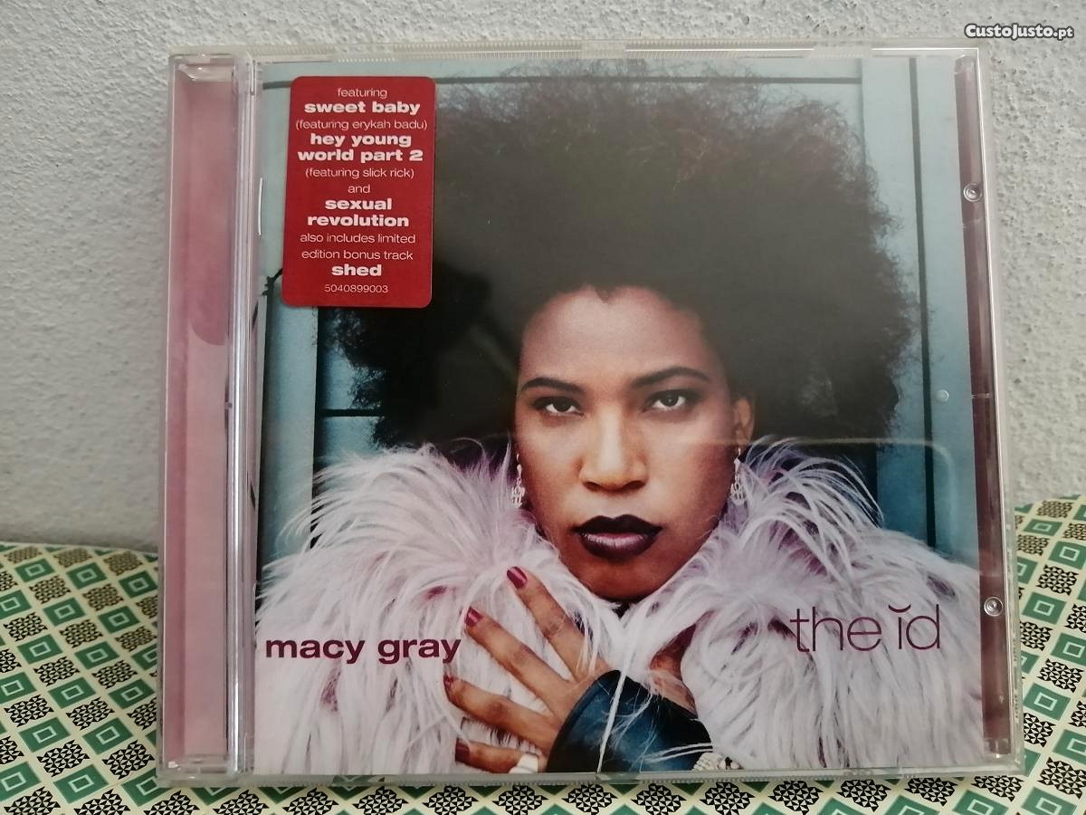 CD Macy gray