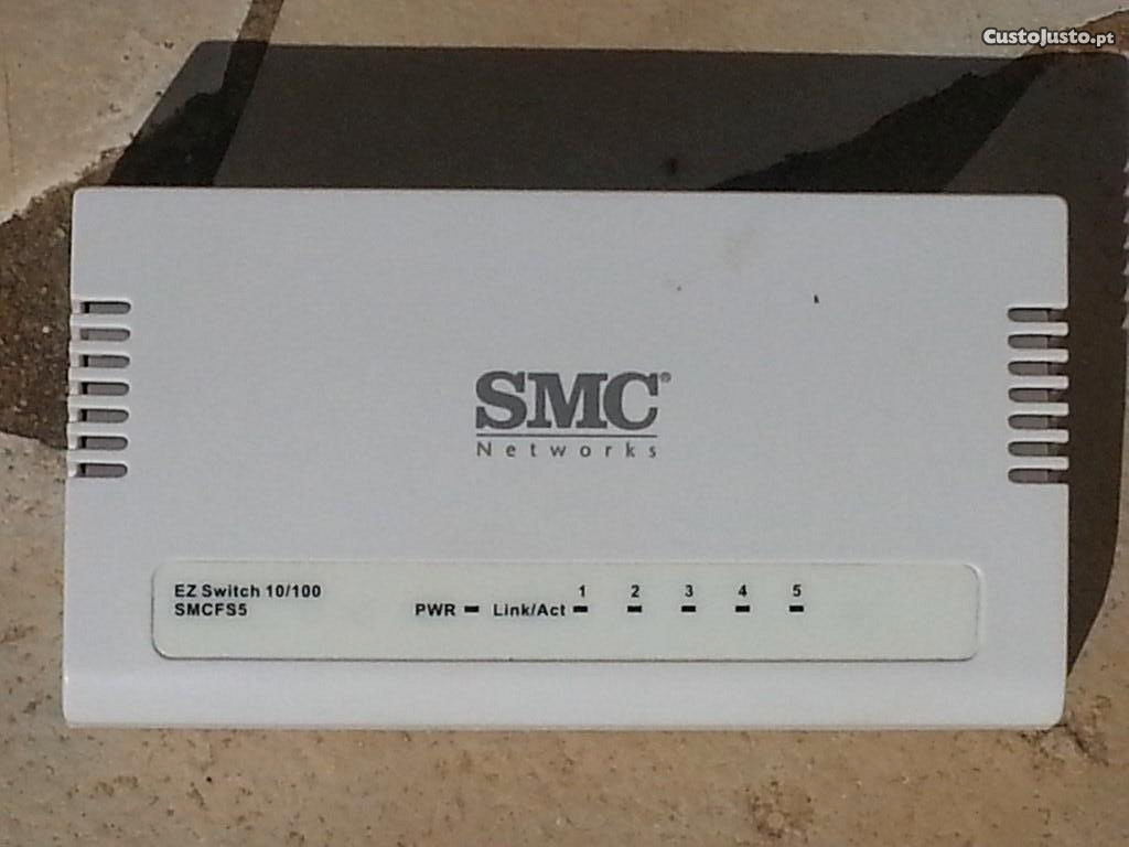 Swich SMC Networks SMCF5 com 5 portas