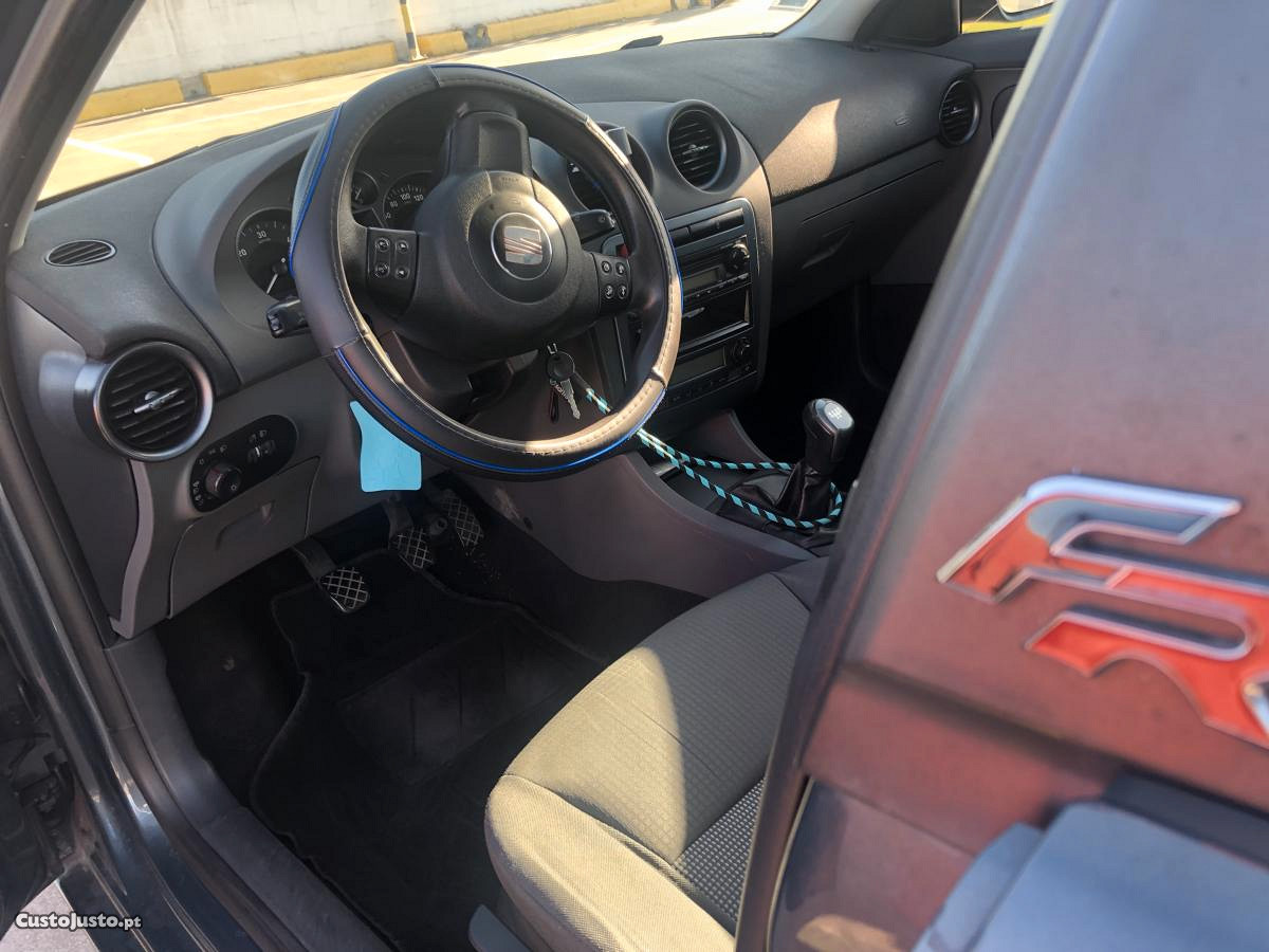 Seat Cordoba 1.4 TDI Stylance FR ( Diesel )