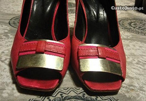 Sapatos de Salto - Pedro Martins (Vermelhos; Tamanho 36)