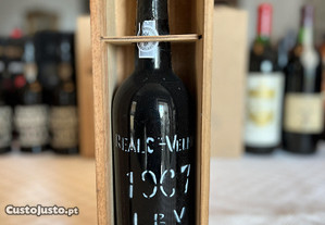 Vinho do Porto RCV LBV 1967 com caixa de madeira