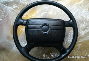 BMW E30 volante com airbag