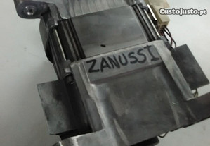 Motor de maquina Lavar roupa Zanussi