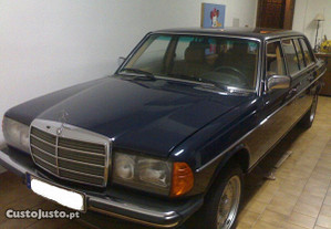 Mercedes-Benz 300 W123 Limousine 8LUG - 82