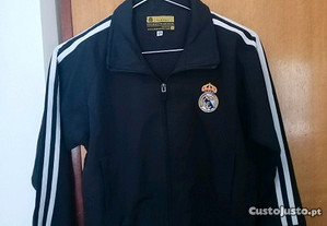 Blusão para rapaz tamanho 6 anos, do Real Madrid