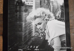 Poster Marilyn Monroe, a ver carros antigos
