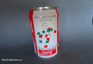 Antiga lata Coca-cola vazia Mundial Itália 90