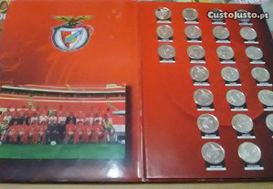 2 Colecções Benfica em moedas e livros e oferta de
