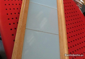 Tabuleiro madeira rectangular com base em azulejos