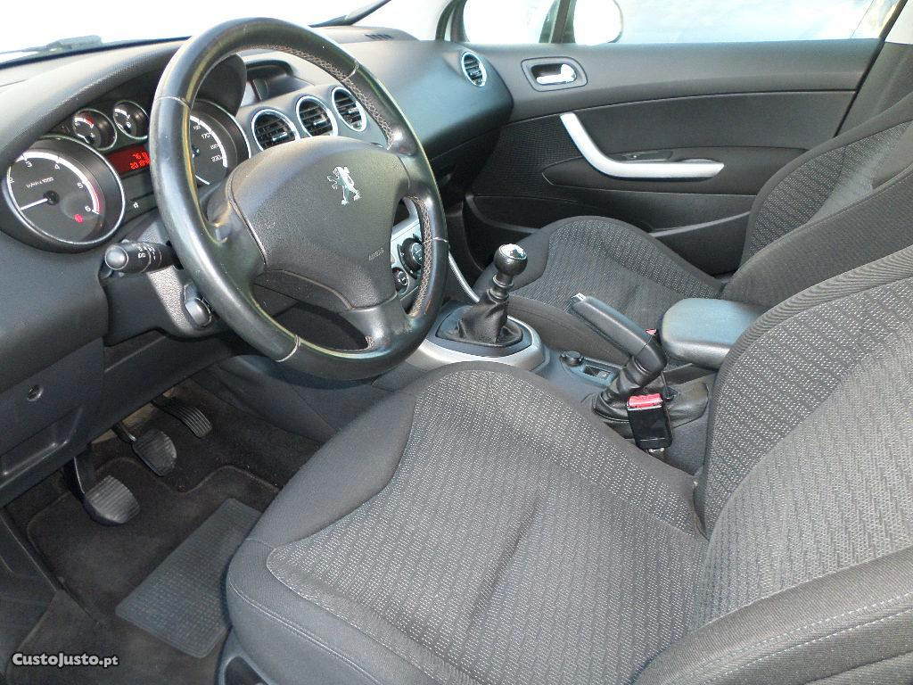 Peugeot 308 1.6 HDI EXECUTIVE CVM6