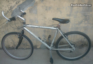 Bicicleta Shimano Alivio 21 Speed