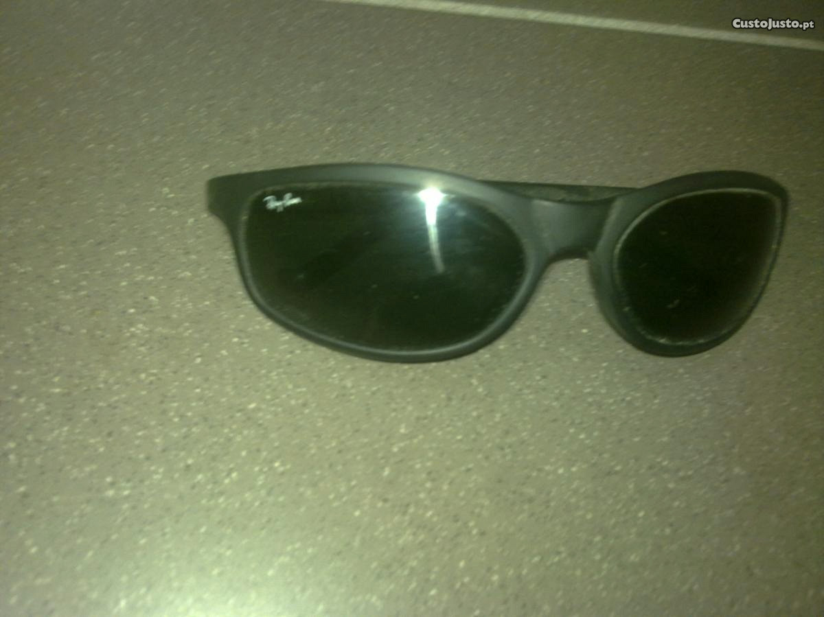 Oculos de sol originais Ray Ban.