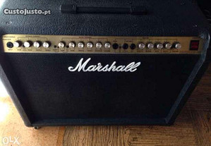 Amplificador de guitarra Marshall 8240