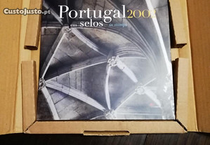 Livro Portugal em Selos CTT 2002 - Completo e Novo