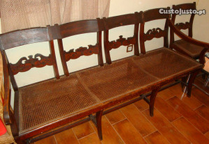 Canapé+2 cadeiras-assento em palhinha-antiguidade
