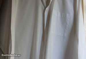 Camisa Clássica Branca TRIPLE MARFEL - Tamanho 43