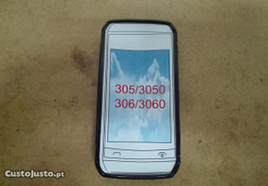 Capa em Silicone Gel Nokia Asha 305 / 306 Preta